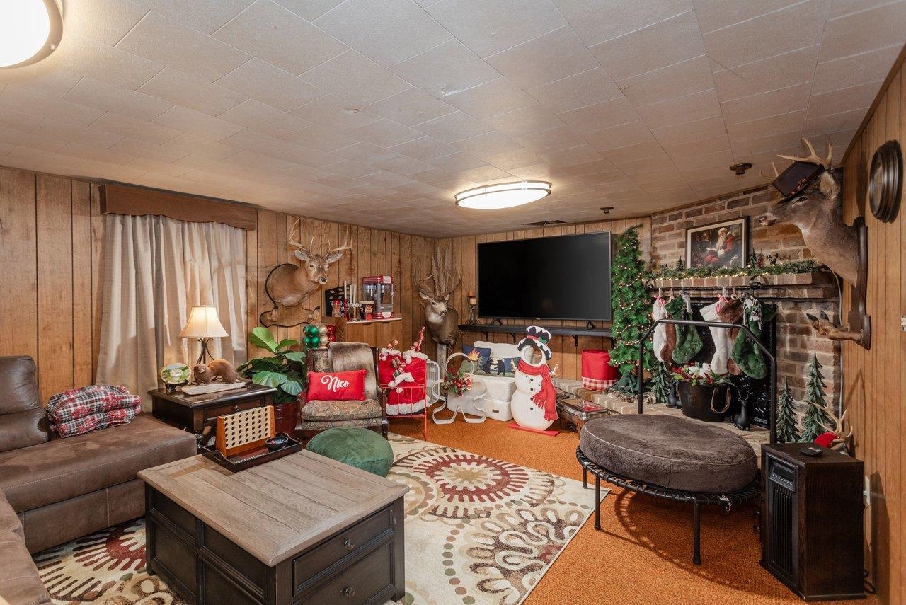 302 HONEYSUCKLE RD, ELKTON, Virginia 22827, 3 Bedrooms Bedrooms, ,2 BathroomsBathrooms,Residential,302 HONEYSUCKLE RD,672325 MLS # 672325