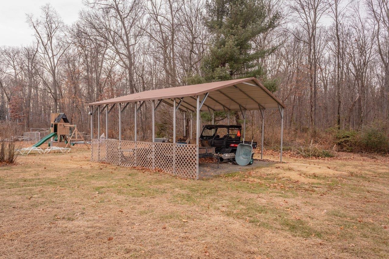 24' x 26' to house large equipment