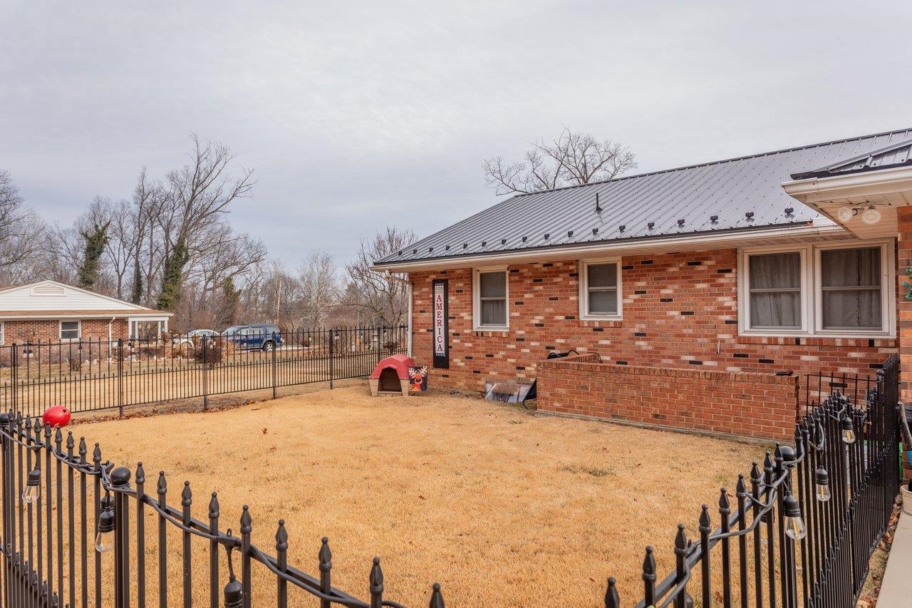 great to let the dogs out from the basement!