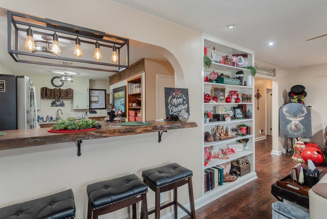 302 HONEYSUCKLE RD, ELKTON, Virginia 22827, 3 Bedrooms Bedrooms, ,2 BathroomsBathrooms,Residential,302 HONEYSUCKLE RD,672325 MLS # 672325