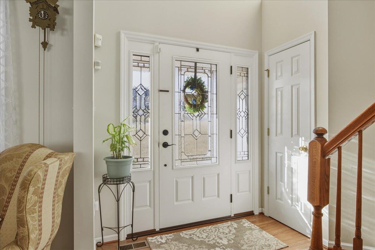 191 EISENHOWER DR, BROADWAY, Virginia 22815, 4 Bedrooms Bedrooms, ,2 BathroomsBathrooms,Residential,191 EISENHOWER DR,672329 MLS # 672329