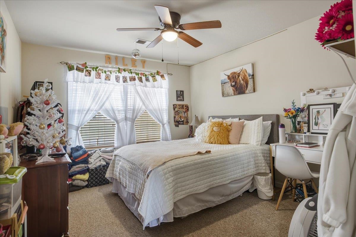 191 EISENHOWER DR, BROADWAY, Virginia 22815, 4 Bedrooms Bedrooms, ,2 BathroomsBathrooms,Residential,191 EISENHOWER DR,672329 MLS # 672329