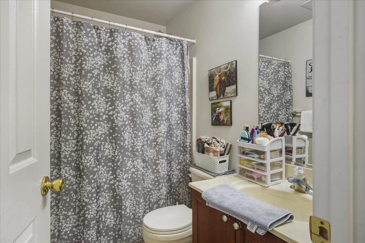 191 EISENHOWER DR, BROADWAY, Virginia 22815, 4 Bedrooms Bedrooms, ,2 BathroomsBathrooms,Residential,191 EISENHOWER DR,672329 MLS # 672329