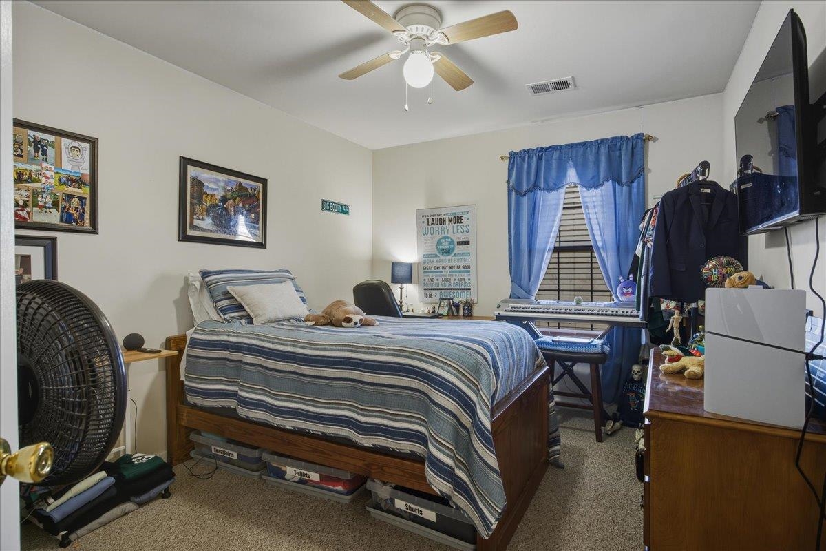 191 EISENHOWER DR, BROADWAY, Virginia 22815, 4 Bedrooms Bedrooms, ,2 BathroomsBathrooms,Residential,191 EISENHOWER DR,672329 MLS # 672329