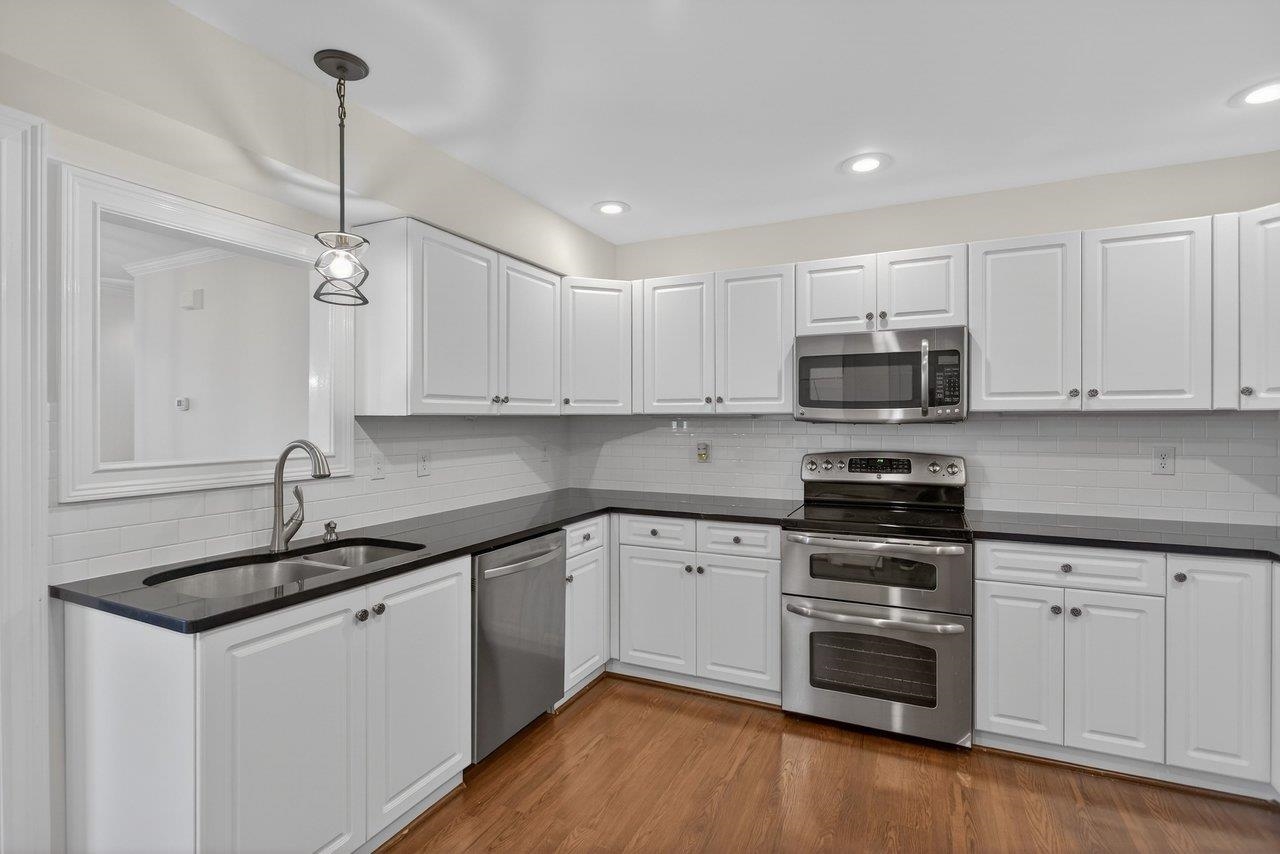 140 EMERALD DR, HARRISONBURG, Virginia 22801, 2 Bedrooms Bedrooms, ,2 BathroomsBathrooms,Residential,140 EMERALD DR,672330 MLS # 672330