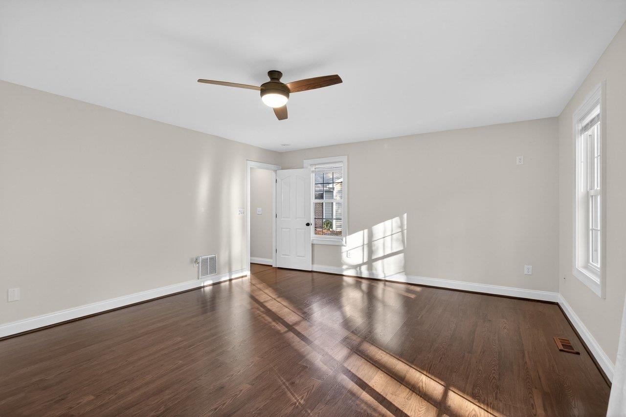 140 EMERALD DR, HARRISONBURG, Virginia 22801, 2 Bedrooms Bedrooms, ,2 BathroomsBathrooms,Residential,140 EMERALD DR,672330 MLS # 672330