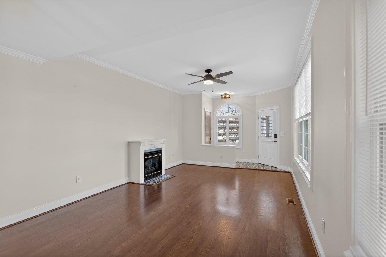 140 EMERALD DR, HARRISONBURG, Virginia 22801, 2 Bedrooms Bedrooms, ,2 BathroomsBathrooms,Residential,140 EMERALD DR,672330 MLS # 672330