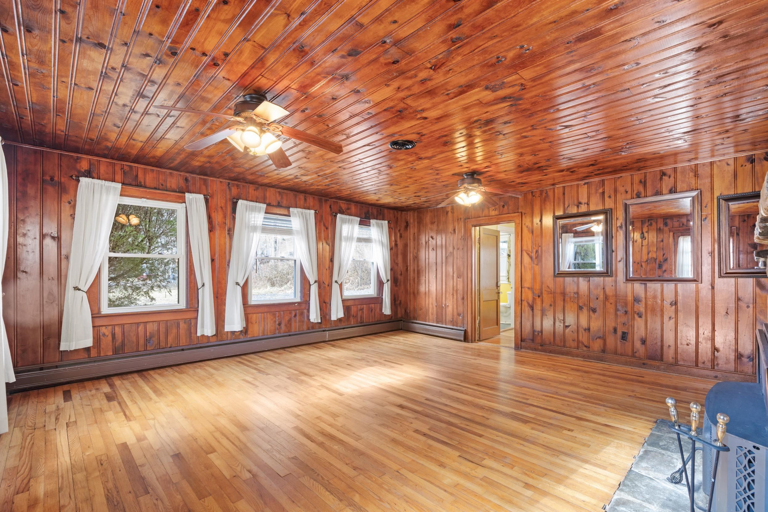 2193 HANKEY MOUNTAIN HWY, CHURCHVILLE, Virginia 24421, 3 Bedrooms Bedrooms, ,2 BathroomsBathrooms,Residential,2193 HANKEY MOUNTAIN HWY,672331 MLS # 672331