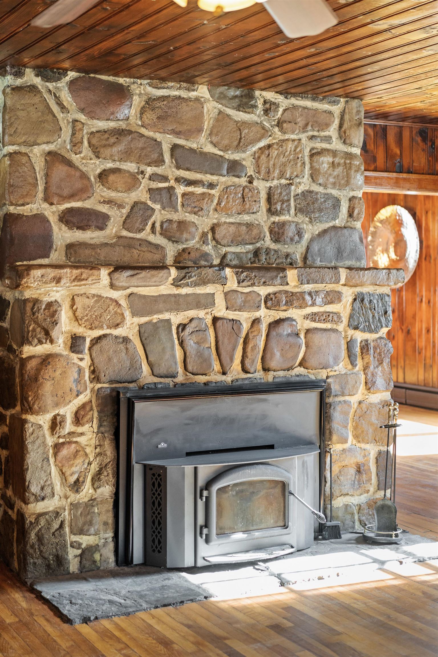 2193 HANKEY MOUNTAIN HWY, CHURCHVILLE, Virginia 24421, 3 Bedrooms Bedrooms, ,2 BathroomsBathrooms,Residential,2193 HANKEY MOUNTAIN HWY,672331 MLS # 672331