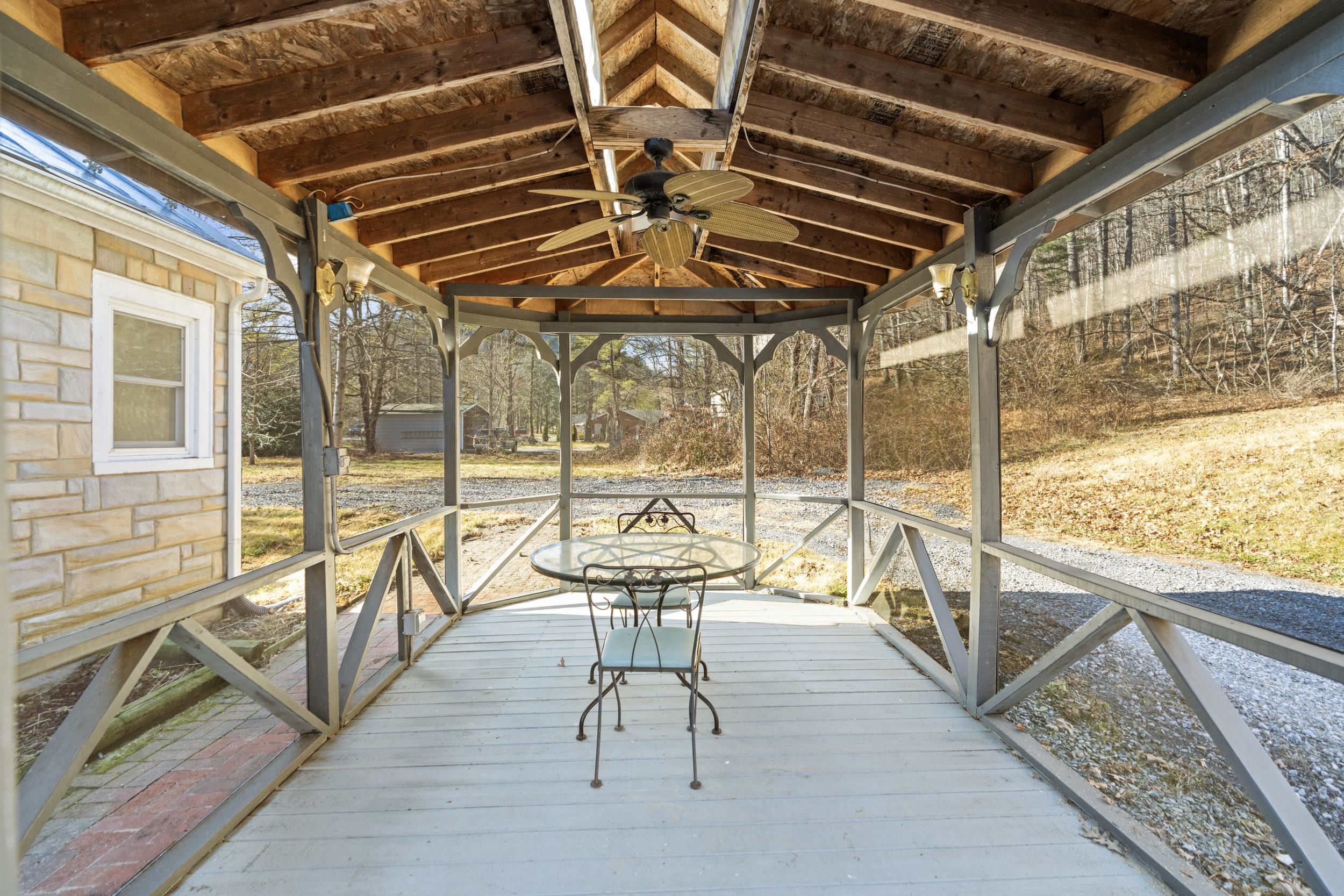 2193 HANKEY MOUNTAIN HWY, CHURCHVILLE, Virginia 24421, 3 Bedrooms Bedrooms, ,2 BathroomsBathrooms,Residential,2193 HANKEY MOUNTAIN HWY,672331 MLS # 672331