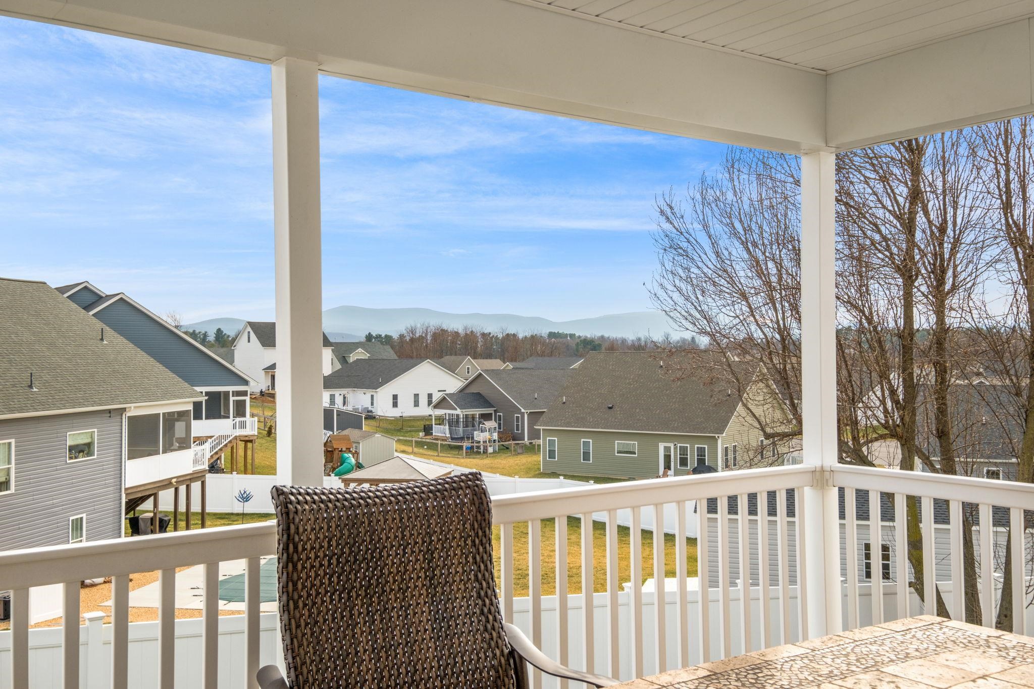 142 LINDBURGH DR, WAYNESBORO, Virginia 22980, 4 Bedrooms Bedrooms, ,2 BathroomsBathrooms,Residential,142 LINDBURGH DR,672332 MLS # 672332