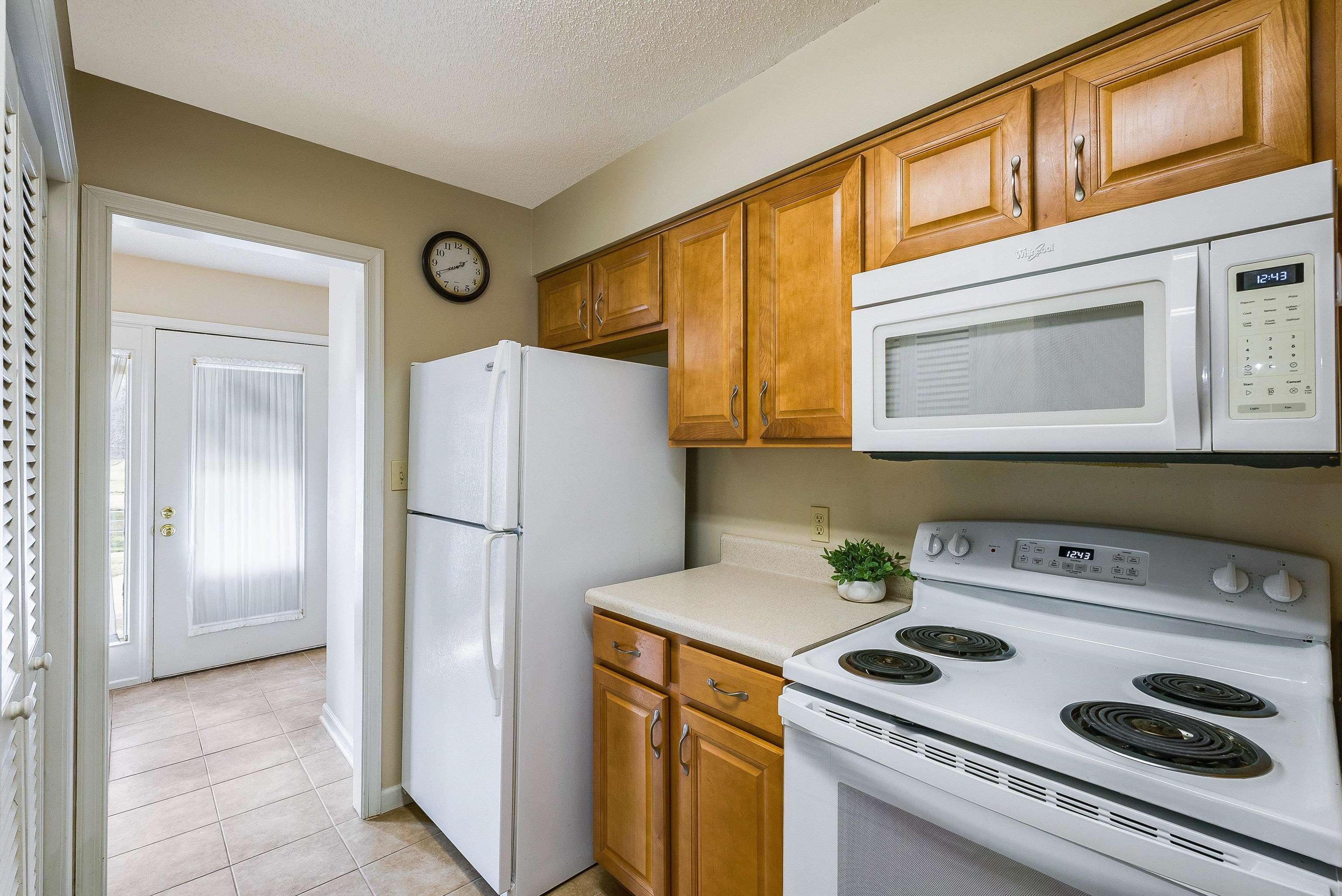 2015 HAMPTON DR, WAYNESBORO, Virginia 22980, 2 Bedrooms Bedrooms, ,2 BathroomsBathrooms,Residential,2015 HAMPTON DR,672337 MLS # 672337