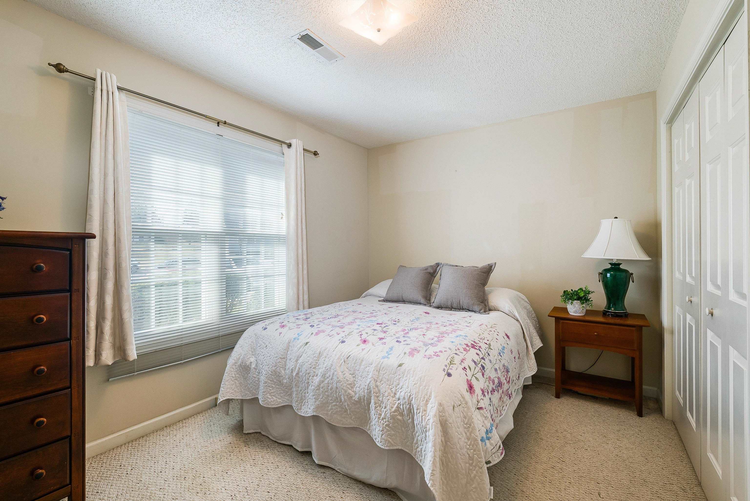 2015 HAMPTON DR, WAYNESBORO, Virginia 22980, 2 Bedrooms Bedrooms, ,2 BathroomsBathrooms,Residential,2015 HAMPTON DR,672337 MLS # 672337