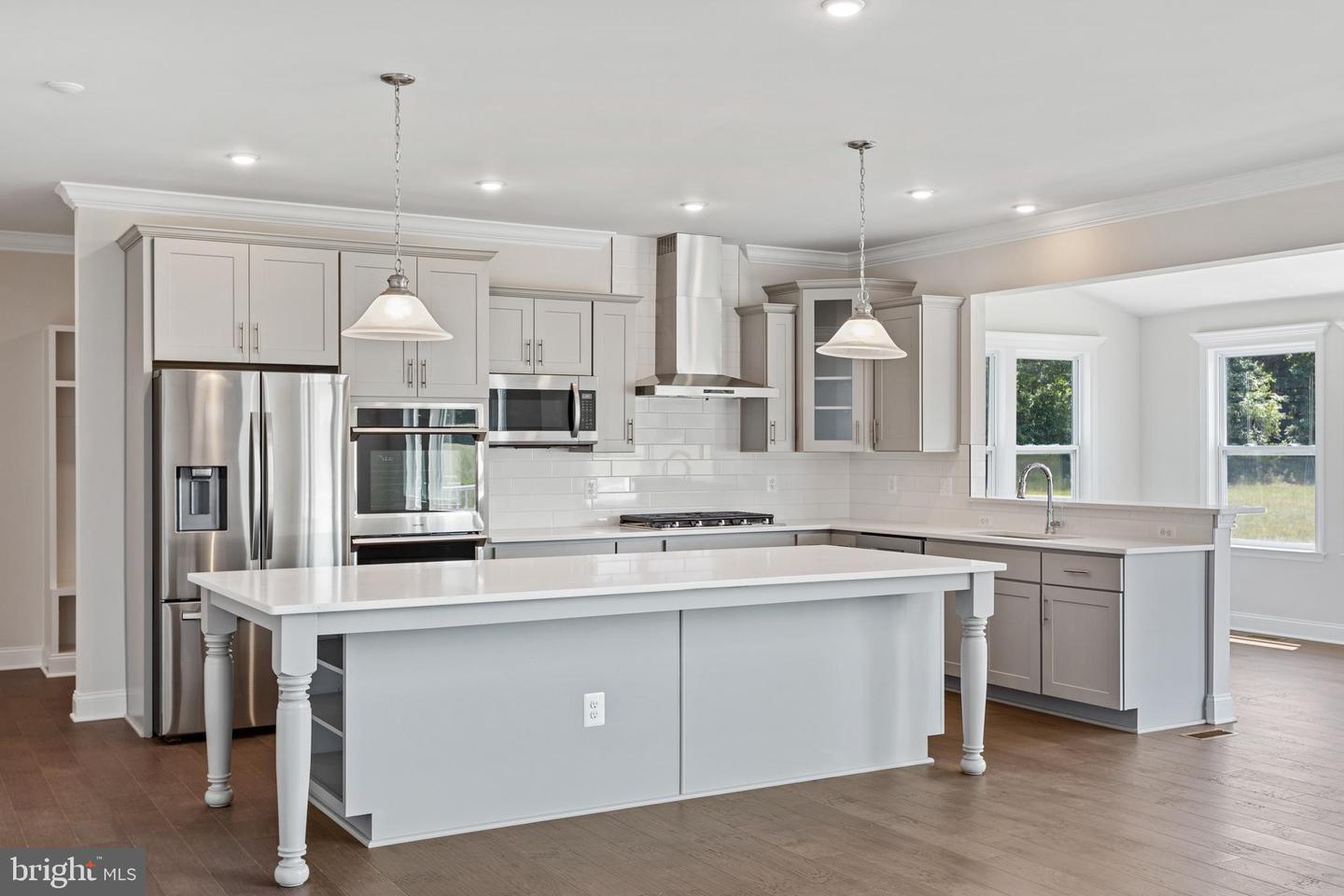 12235 MARY LN, LOVETTSVILLE, Virginia 20180, 4 Bedrooms Bedrooms, ,4 BathroomsBathrooms,Residential,For sale,12235 MARY LN,VALO2099002 MLS # VALO2099002