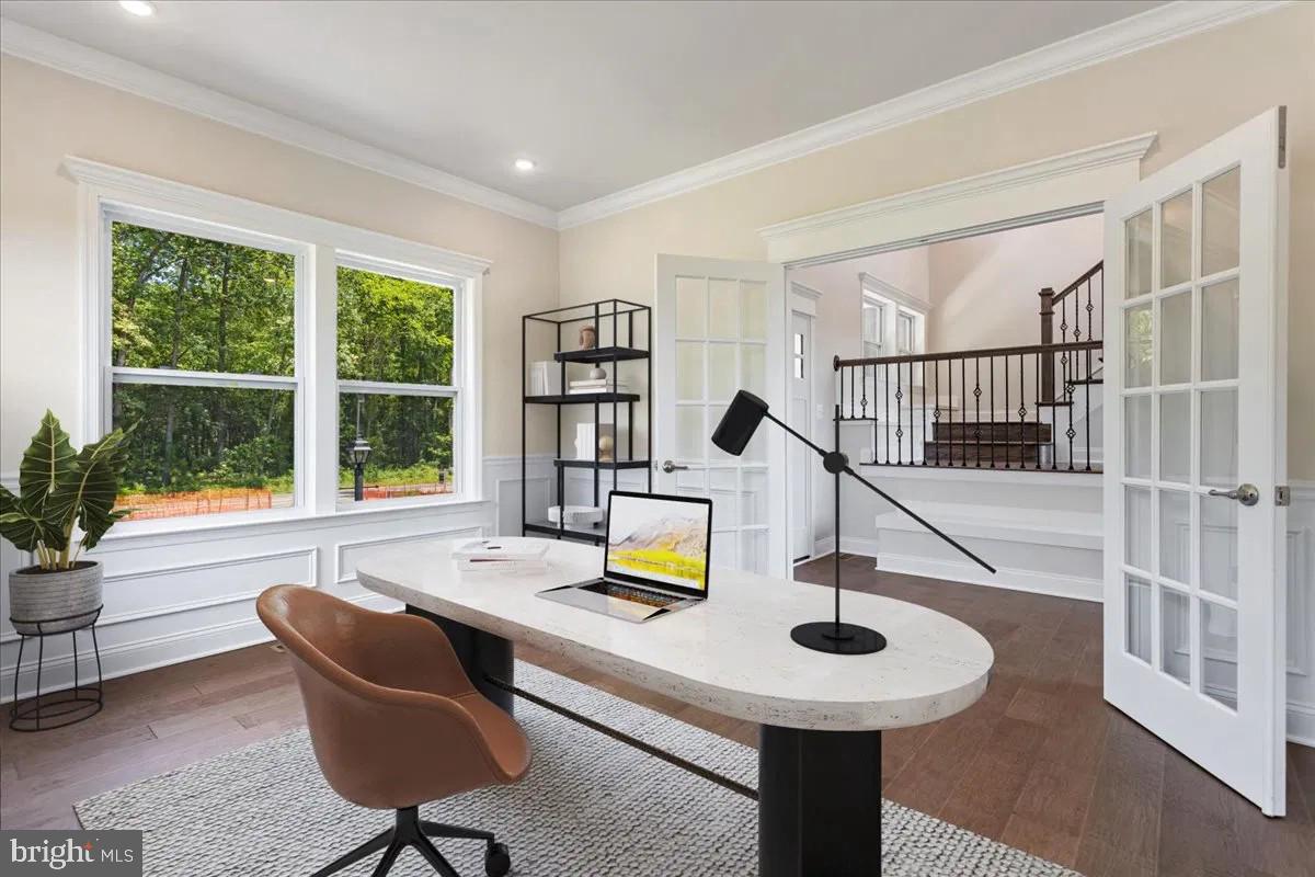 12235 MARY LN, LOVETTSVILLE, Virginia 20180, 4 Bedrooms Bedrooms, ,4 BathroomsBathrooms,Residential,For sale,12235 MARY LN,VALO2099002 MLS # VALO2099002