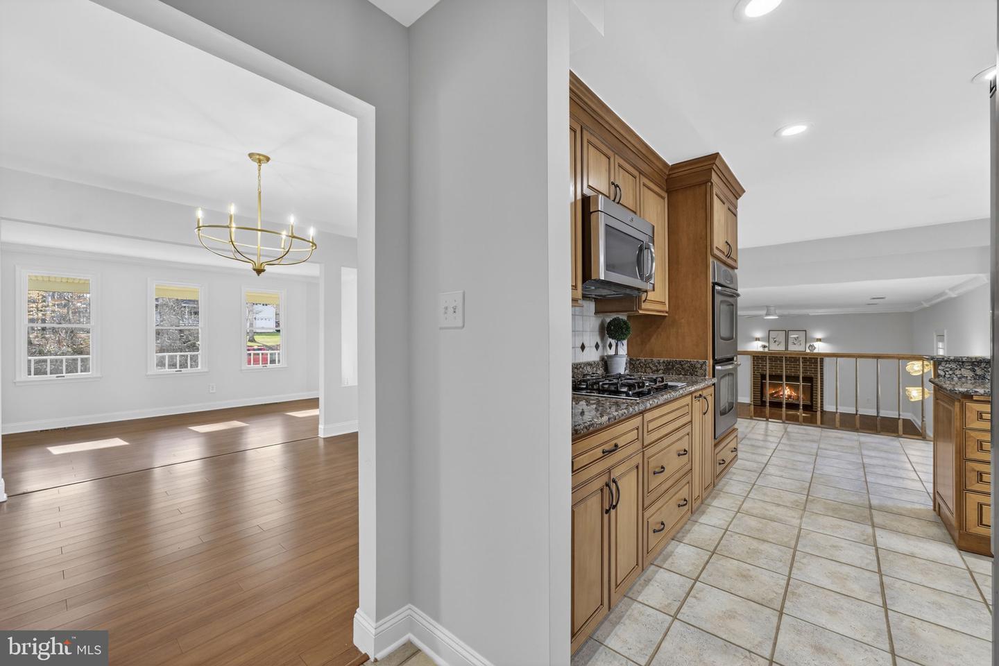 5840 RIDGECREST AVE, WARRENTON, Virginia 20187, 4 Bedrooms Bedrooms, ,3 BathroomsBathrooms,Residential,For sale,5840 RIDGECREST AVE,VAFQ2019326 MLS # VAFQ2019326