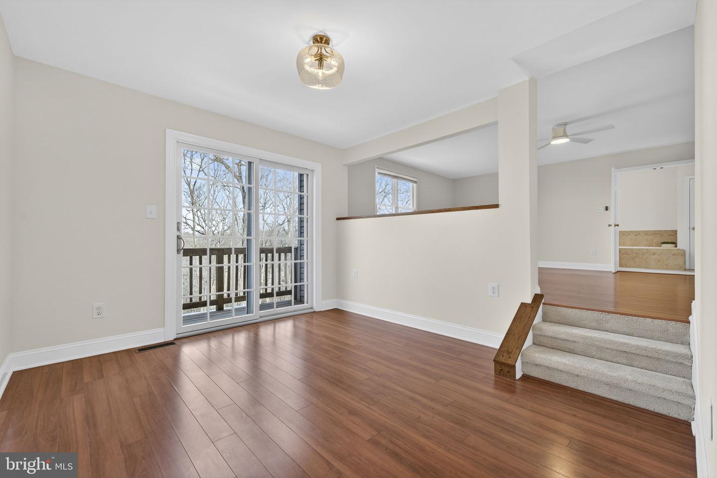 5840 RIDGECREST AVE, WARRENTON, Virginia 20187, 4 Bedrooms Bedrooms, ,3 BathroomsBathrooms,Residential,For sale,5840 RIDGECREST AVE,VAFQ2019326 MLS # VAFQ2019326