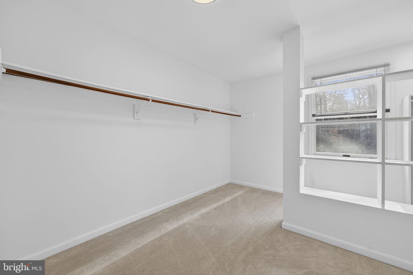 5840 RIDGECREST AVE, WARRENTON, Virginia 20187, 4 Bedrooms Bedrooms, ,3 BathroomsBathrooms,Residential,For sale,5840 RIDGECREST AVE,VAFQ2019326 MLS # VAFQ2019326