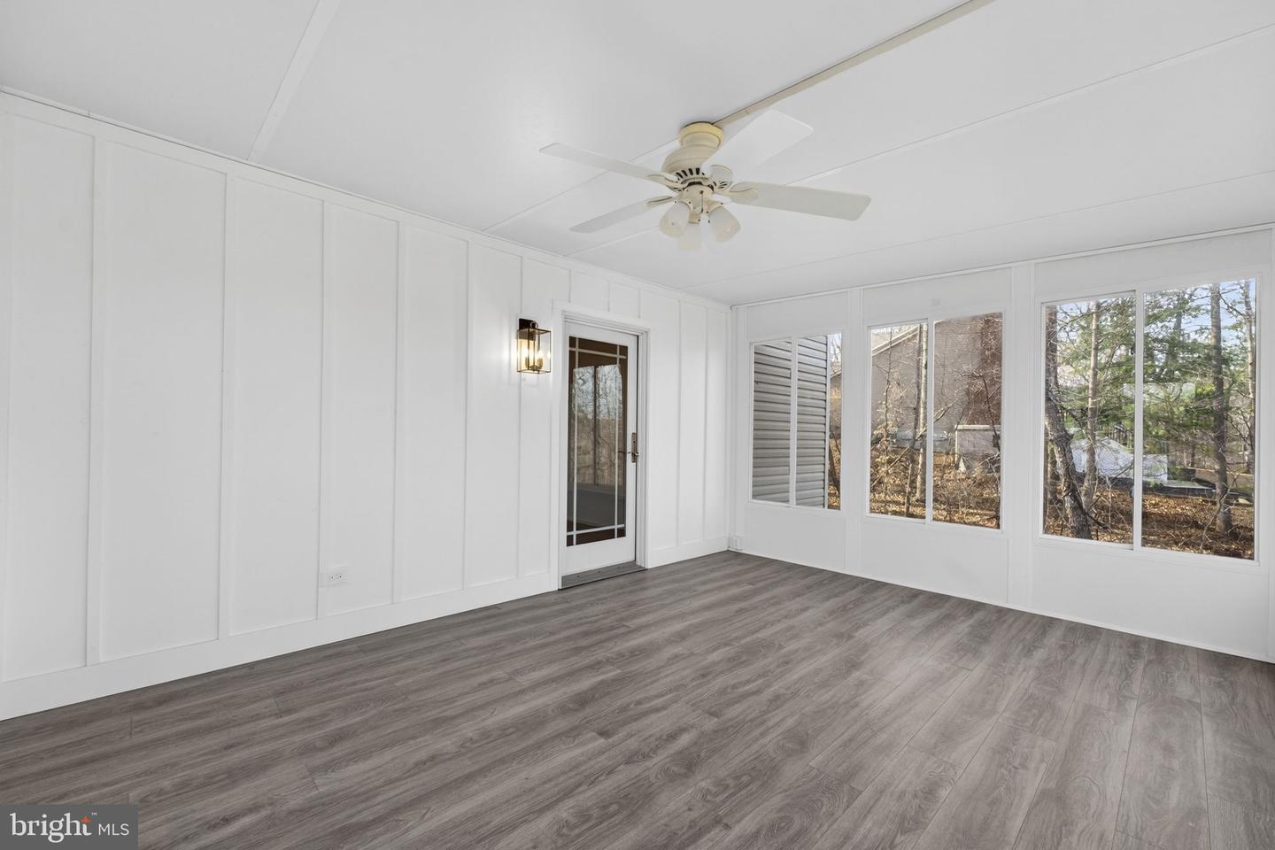 5840 RIDGECREST AVE, WARRENTON, Virginia 20187, 4 Bedrooms Bedrooms, ,3 BathroomsBathrooms,Residential,For sale,5840 RIDGECREST AVE,VAFQ2019326 MLS # VAFQ2019326