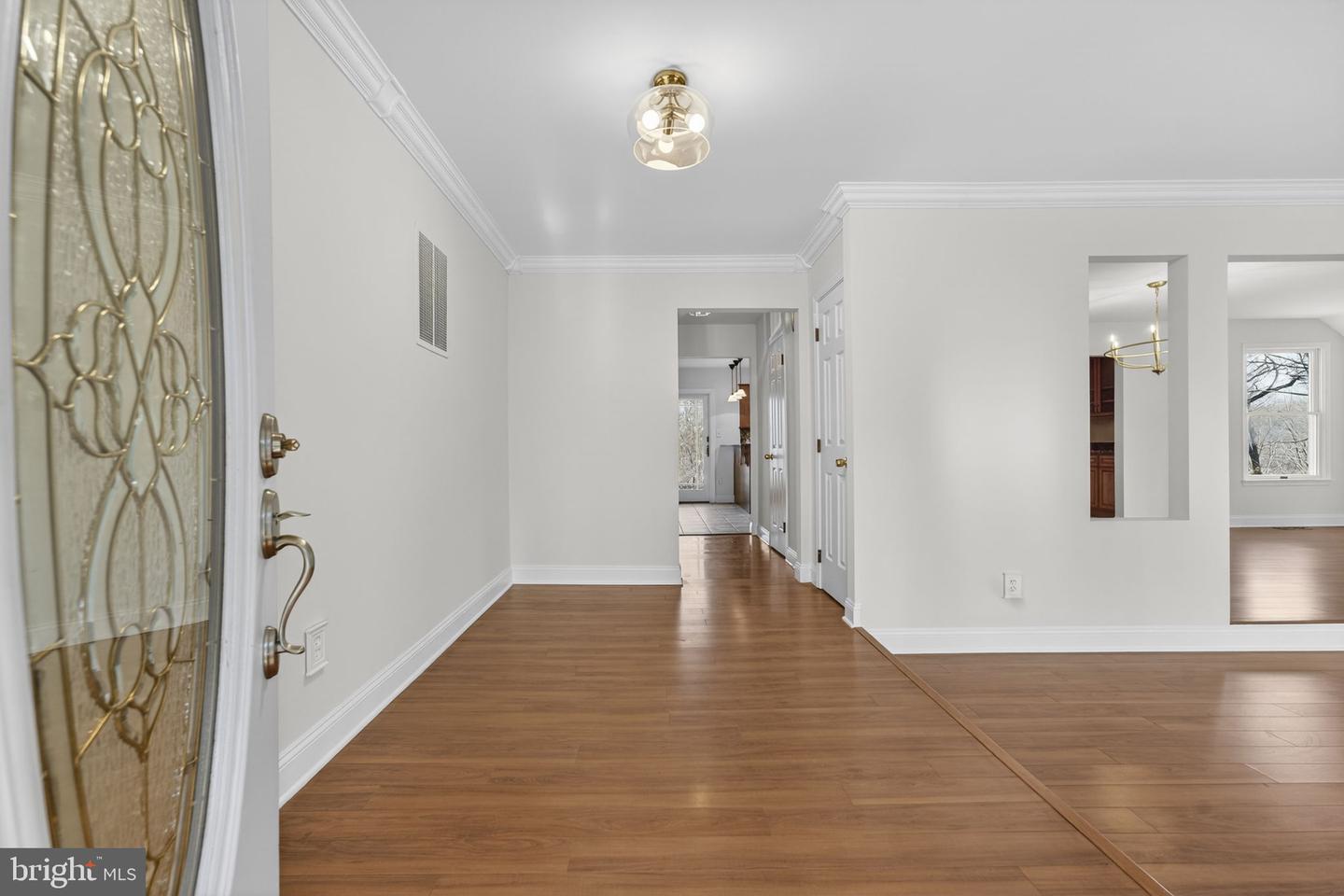 5840 RIDGECREST AVE, WARRENTON, Virginia 20187, 4 Bedrooms Bedrooms, ,3 BathroomsBathrooms,Residential,For sale,5840 RIDGECREST AVE,VAFQ2019326 MLS # VAFQ2019326