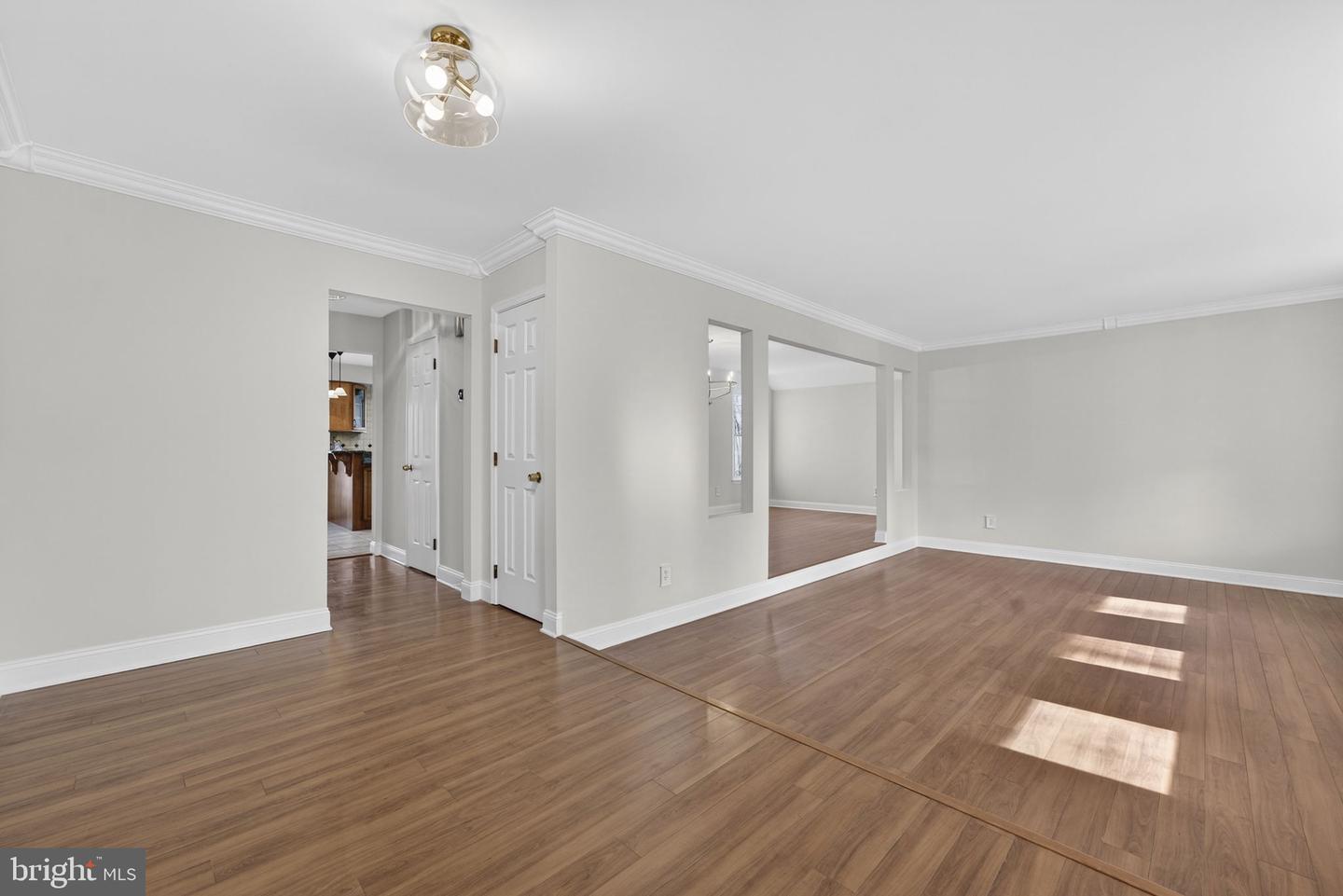 5840 RIDGECREST AVE, WARRENTON, Virginia 20187, 4 Bedrooms Bedrooms, ,3 BathroomsBathrooms,Residential,For sale,5840 RIDGECREST AVE,VAFQ2019326 MLS # VAFQ2019326