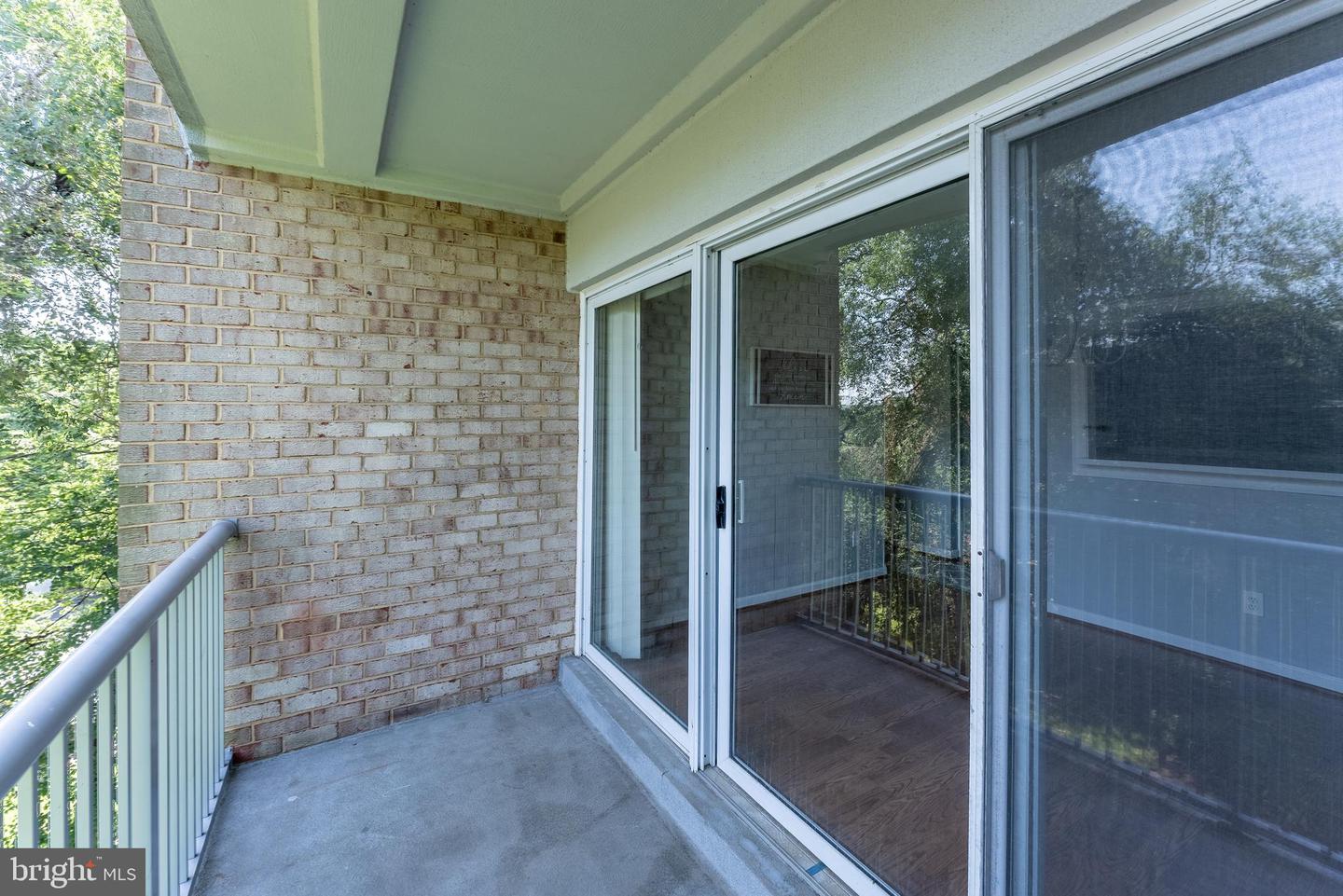 2908 KINGS CHAPEL RD #03/12, FALLS CHURCH, Virginia 22042, 2 Bedrooms Bedrooms, ,1 BathroomBathrooms,Residential,For sale,2908 KINGS CHAPEL RD #03/12,VAFX2278206 MLS # VAFX2278206