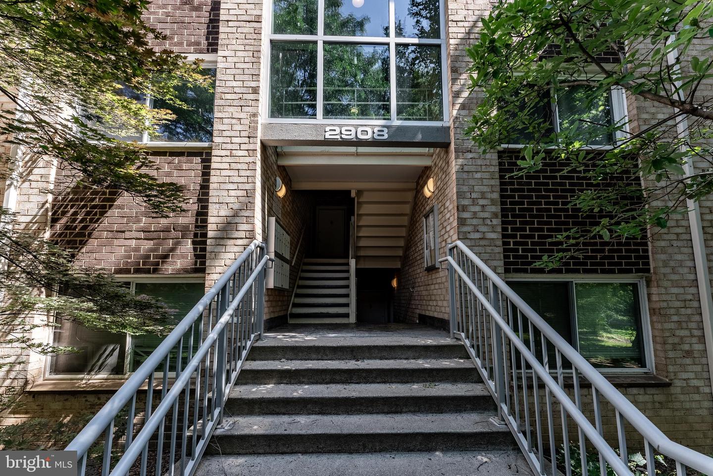 2908 KINGS CHAPEL RD #03/12, FALLS CHURCH, Virginia 22042, 2 Bedrooms Bedrooms, ,1 BathroomBathrooms,Residential,For sale,2908 KINGS CHAPEL RD #03/12,VAFX2278206 MLS # VAFX2278206