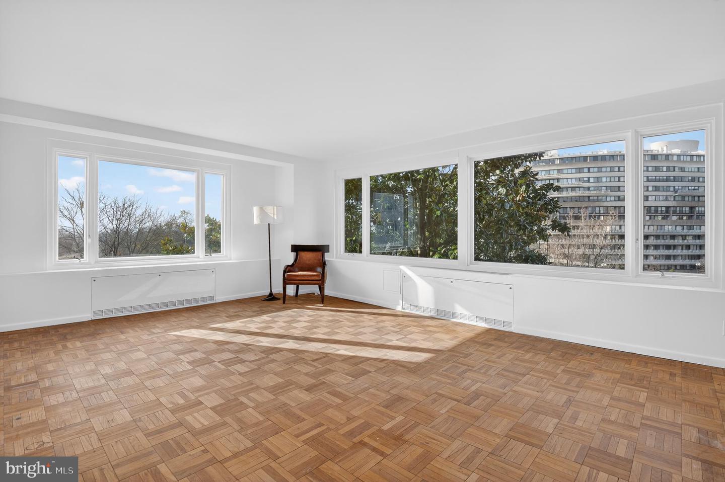 2475 VIRGINIA AVE NW #429, WASHINGTON, District Of Columbia 20037, 2 Bedrooms Bedrooms, ,2 BathroomsBathrooms,Residential,For sale,2475 VIRGINIA AVE NW #429,DCDC2230808 MLS # DCDC2230808