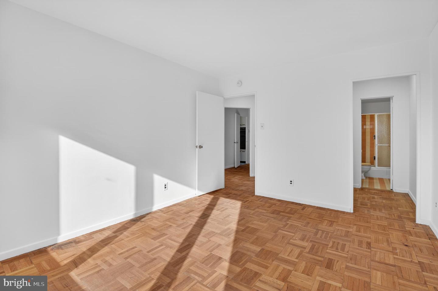 2475 VIRGINIA AVE NW #429, WASHINGTON, District Of Columbia 20037, 2 Bedrooms Bedrooms, ,2 BathroomsBathrooms,Residential,For sale,2475 VIRGINIA AVE NW #429,DCDC2230808 MLS # DCDC2230808