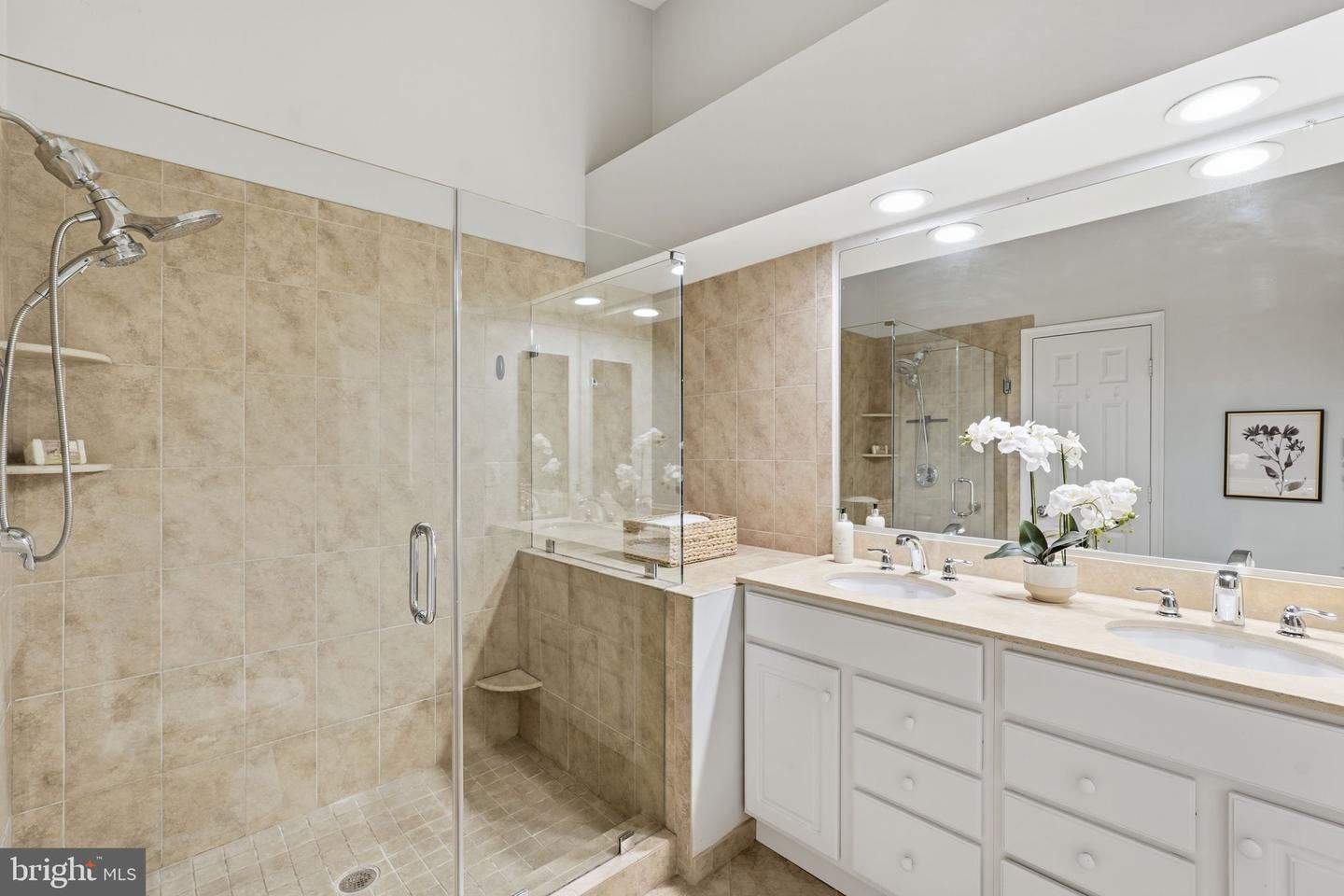 5134 CASTLE HARBOR WAY #62, CENTREVILLE, Virginia 20120, 3 Bedrooms Bedrooms, ,2 BathroomsBathrooms,Residential,For sale,5134 CASTLE HARBOR WAY #62,VAFX2278442 MLS # VAFX2278442 5134 CASTLE HARBOR WAY #62, CENTREVILLE, Virginia 20120, 3 Bedrooms Bedrooms, ,2 BathroomsBathrooms,Residential,For sale,5134 CASTLE HARBOR WAY #62,VAFX2278442 MLS # VAFX2278442