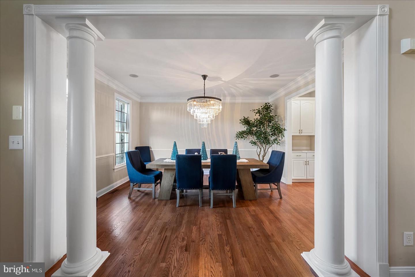 15097 BARLOW DR, WATERFORD, Virginia 20197, 5 Bedrooms Bedrooms, ,5 BathroomsBathrooms,Residential,For sale,15097 BARLOW DR,VALO2111134 MLS # VALO2111134