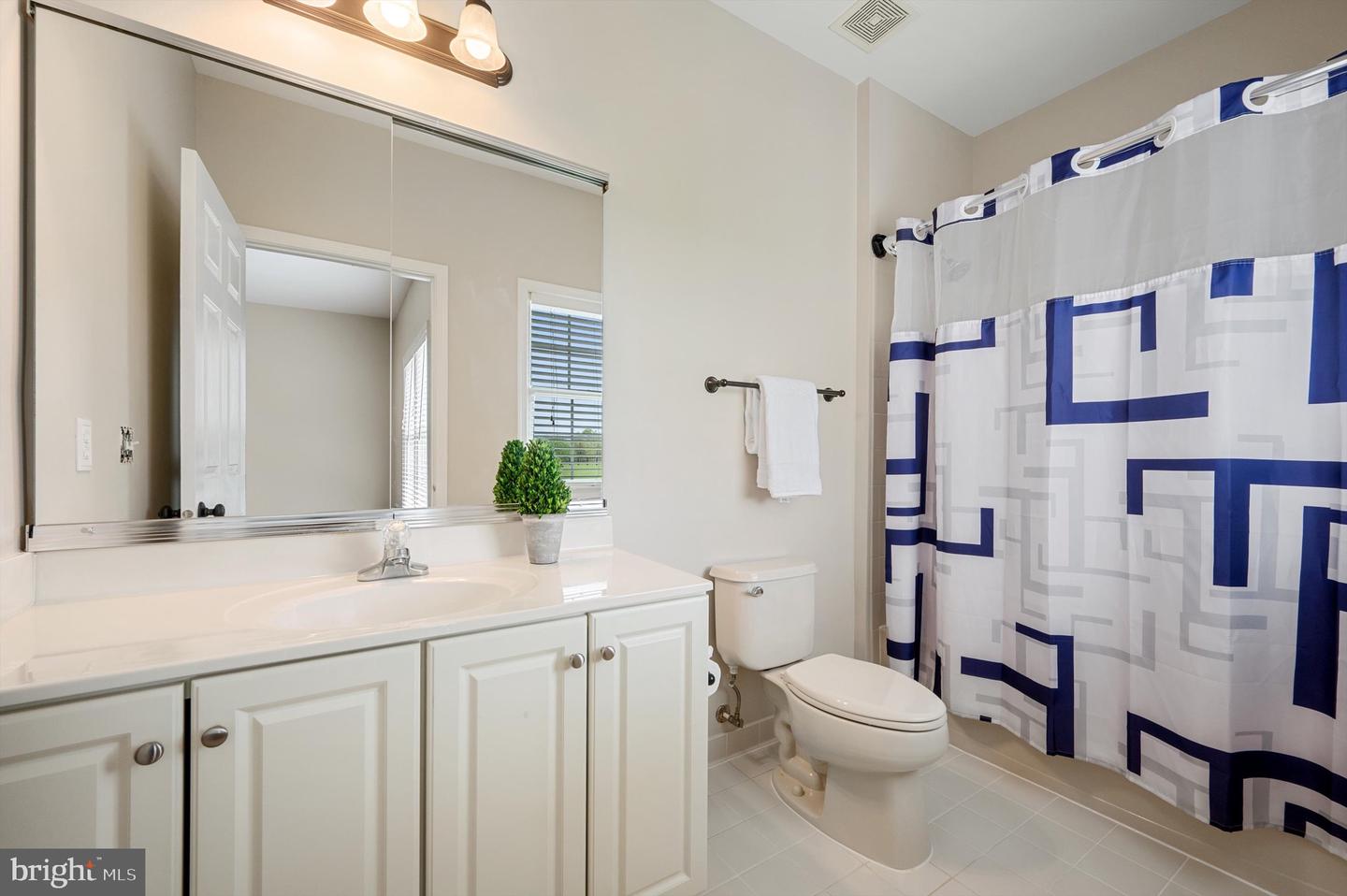 15097 BARLOW DR, WATERFORD, Virginia 20197, 5 Bedrooms Bedrooms, ,5 BathroomsBathrooms,Residential,For sale,15097 BARLOW DR,VALO2111134 MLS # VALO2111134