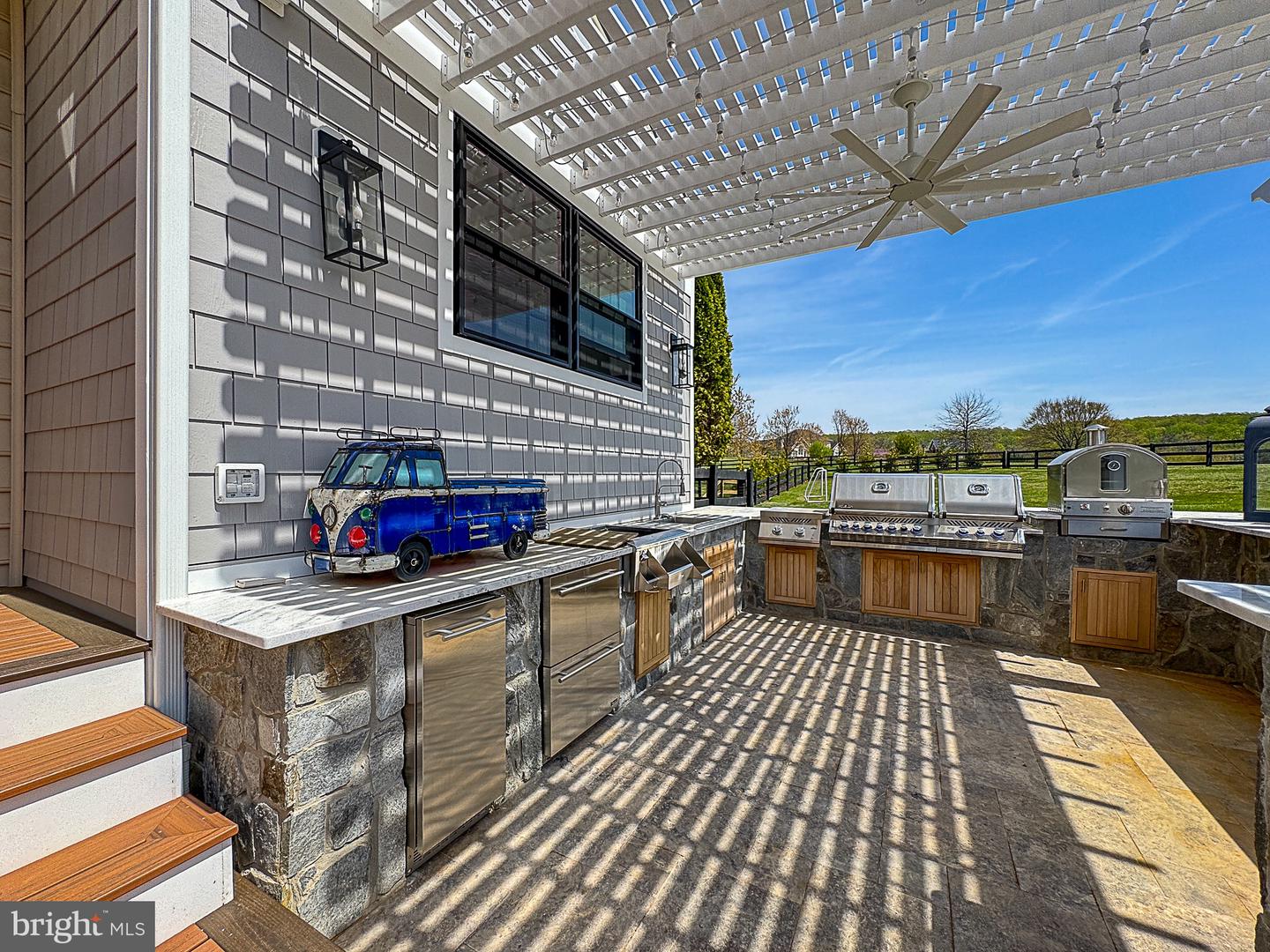 15097 BARLOW DR, WATERFORD, Virginia 20197, 5 Bedrooms Bedrooms, ,5 BathroomsBathrooms,Residential,For sale,15097 BARLOW DR,VALO2111134 MLS # VALO2111134