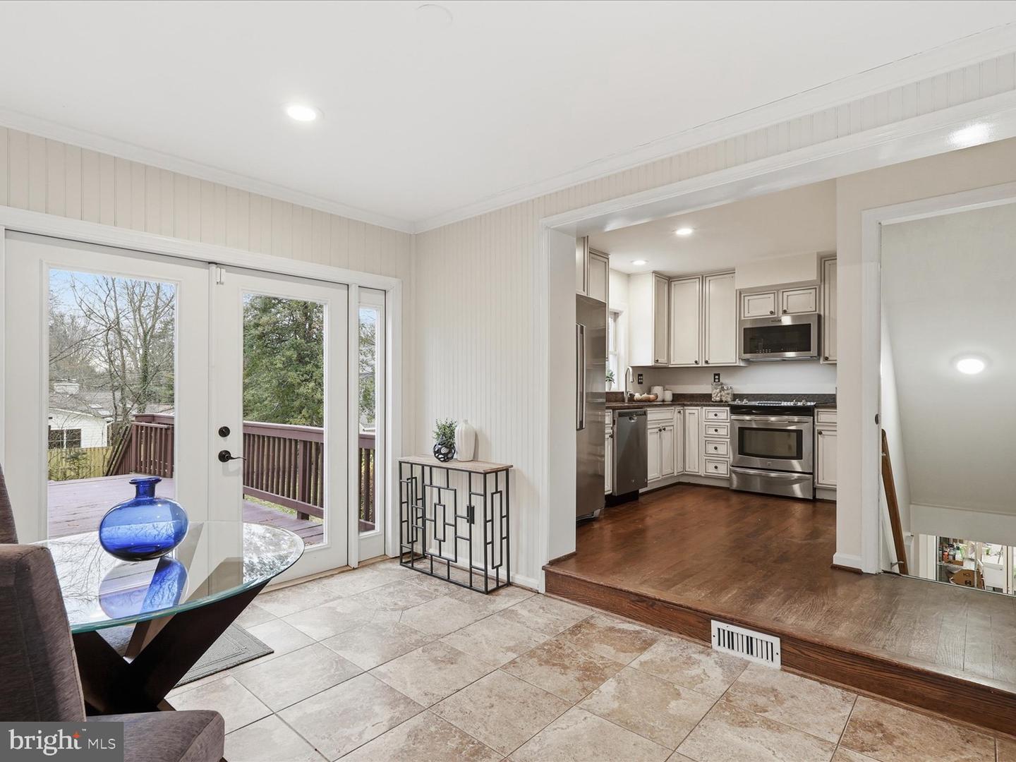 6437 SPRING TER, FALLS CHURCH, Virginia 22042, 3 Bedrooms Bedrooms, ,3 BathroomsBathrooms,Residential,For sale,6437 SPRING TER,VAFX2281004 MLS # VAFX2281004