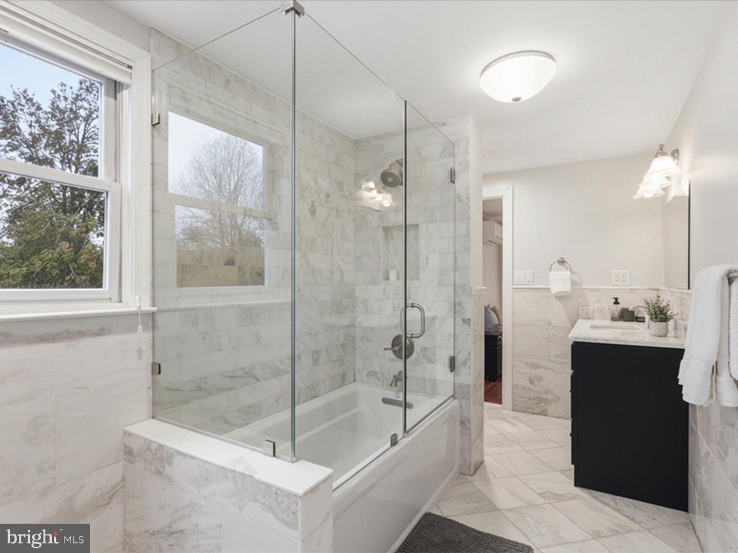 6437 SPRING TER, FALLS CHURCH, Virginia 22042, 3 Bedrooms Bedrooms, ,3 BathroomsBathrooms,Residential,For sale,6437 SPRING TER,VAFX2281004 MLS # VAFX2281004