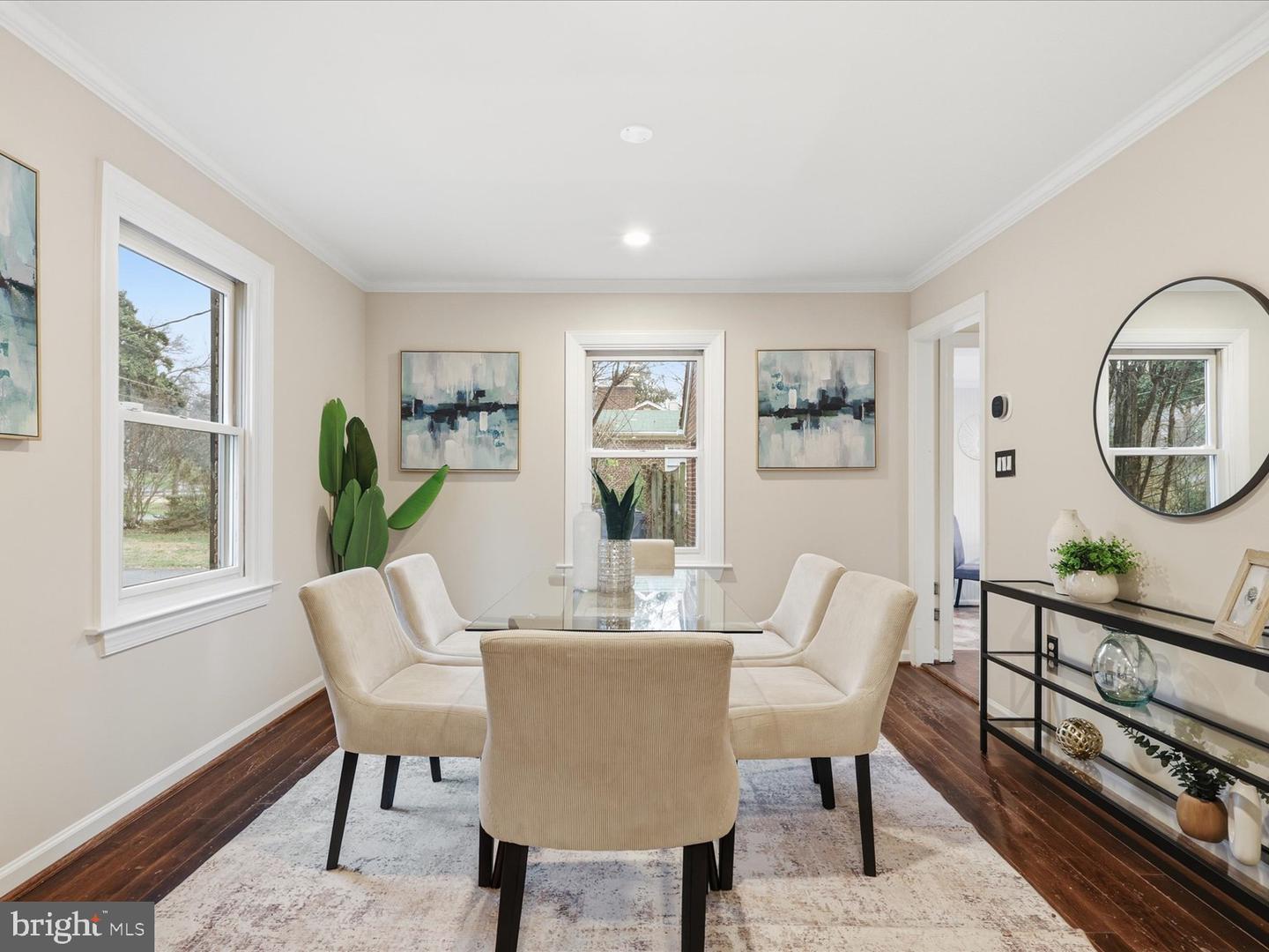 6437 SPRING TER, FALLS CHURCH, Virginia 22042, 3 Bedrooms Bedrooms, ,3 BathroomsBathrooms,Residential,For sale,6437 SPRING TER,VAFX2281004 MLS # VAFX2281004