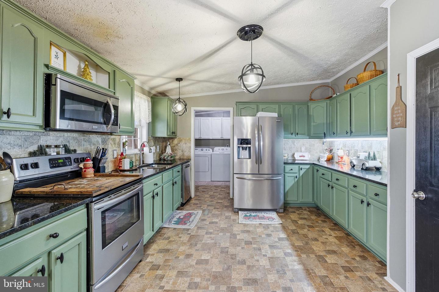 1161 E MAIN ST, STANLEY, Virginia 22851, 4 Bedrooms Bedrooms, ,2 BathroomsBathrooms,Residential,For sale,1161 E MAIN ST,VAPA2005714 MLS # VAPA2005714