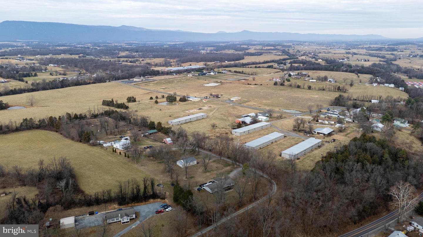 1161 E MAIN ST, STANLEY, Virginia 22851, 4 Bedrooms Bedrooms, ,2 BathroomsBathrooms,Residential,For sale,1161 E MAIN ST,VAPA2005714 MLS # VAPA2005714