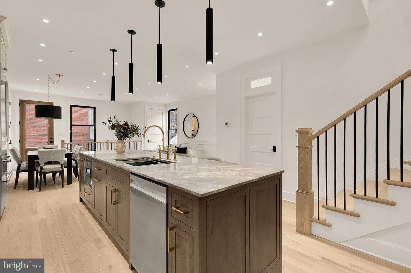 1249 4TH ST NW, WASHINGTON, District Of Columbia 20001, 3 Bedrooms Bedrooms, 9 Rooms Rooms,3 BathroomsBathrooms,Residential,For sale,1249 4TH ST NW,DCDC2239262 MLS # DCDC2239262