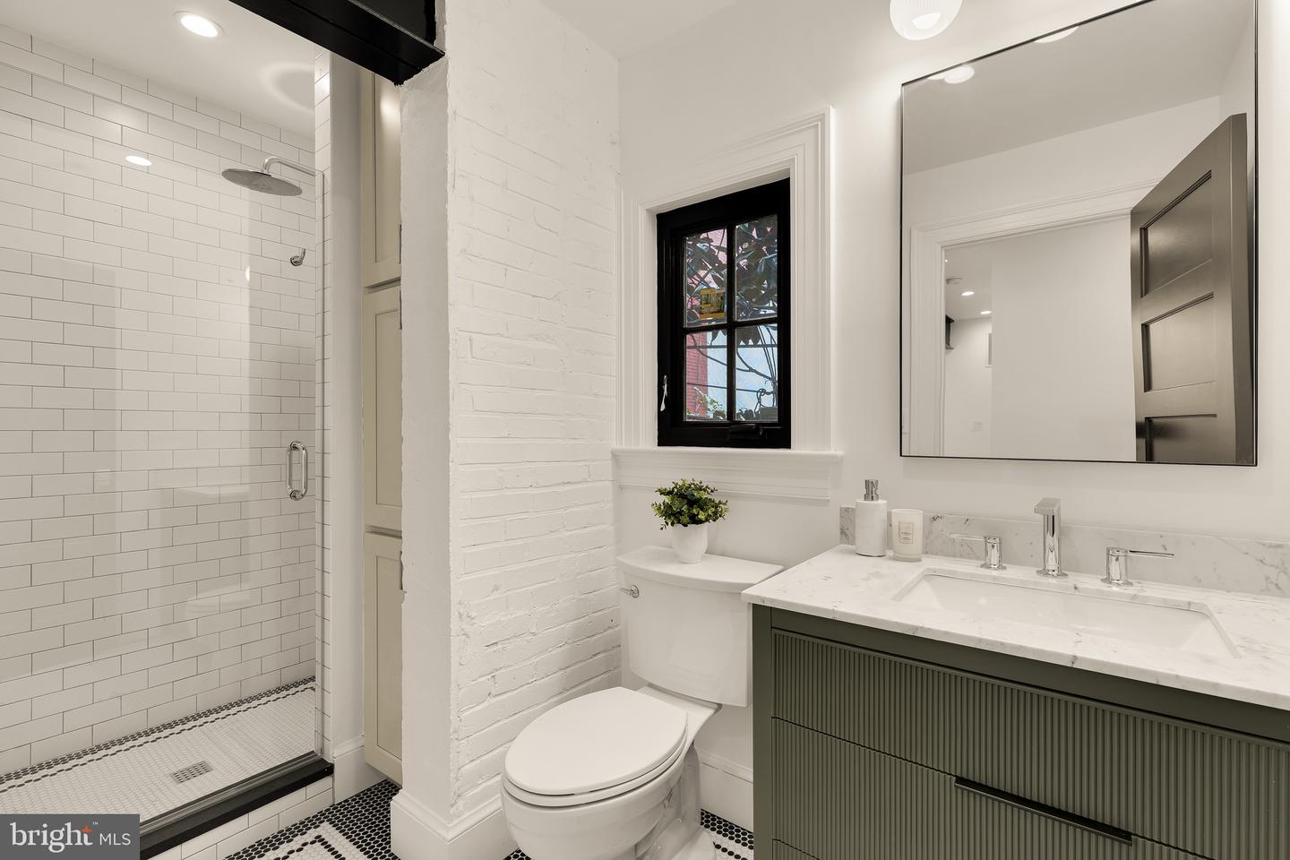 1249 4TH ST NW, WASHINGTON, District Of Columbia 20001, 3 Bedrooms Bedrooms, 9 Rooms Rooms,3 BathroomsBathrooms,Residential,For sale,1249 4TH ST NW,DCDC2239262 MLS # DCDC2239262