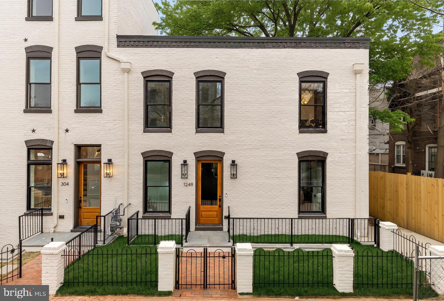 1249 4TH ST NW, WASHINGTON, District Of Columbia 20001, 3 Bedrooms Bedrooms, 9 Rooms Rooms,3 BathroomsBathrooms,Residential,For sale,1249 4TH ST NW,DCDC2239262 MLS # DCDC2239262