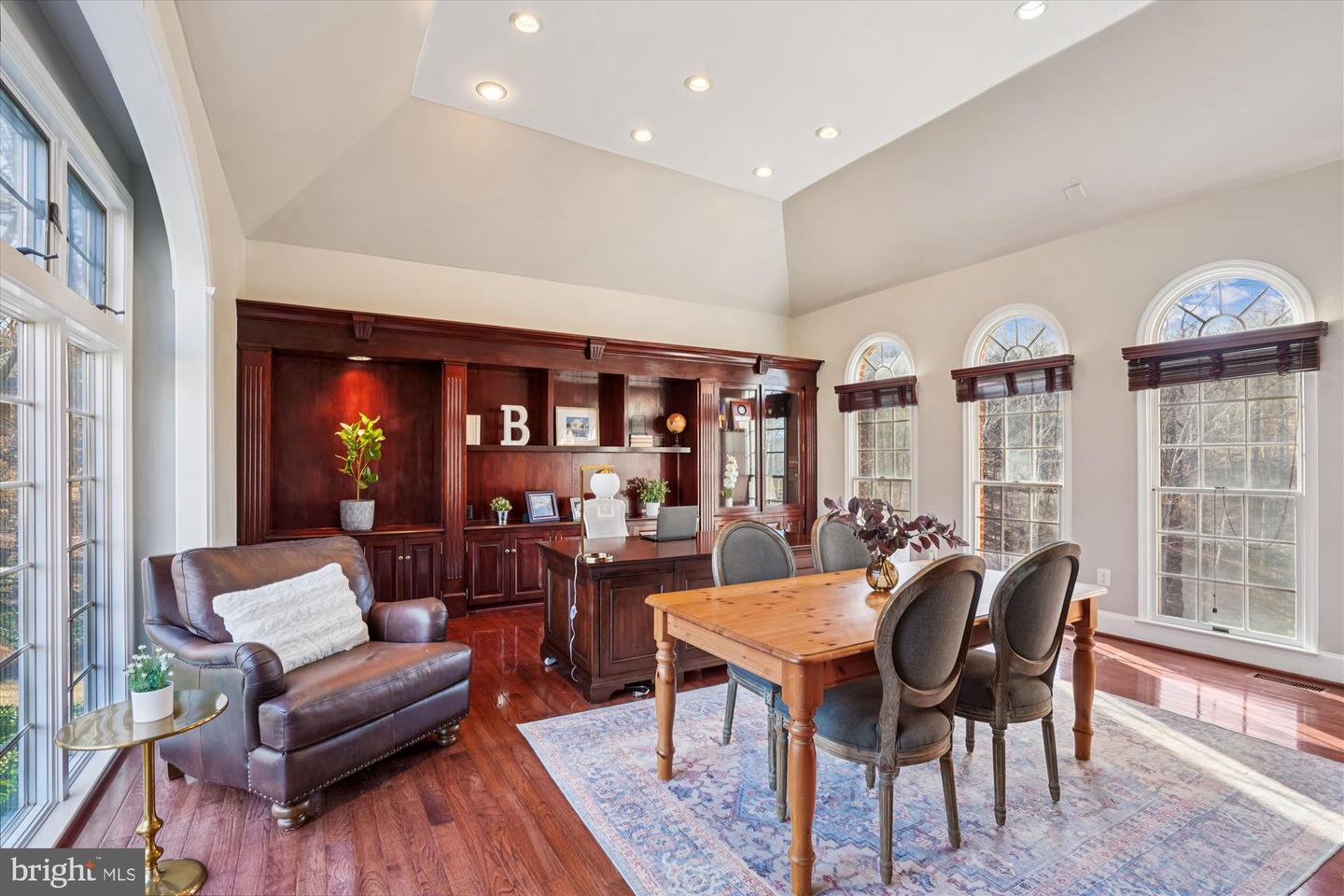 7480 DUNQUIN CT, CLIFTON, Virginia 20124, 4 Bedrooms Bedrooms, 21 Rooms Rooms,4 BathroomsBathrooms,Residential,For sale,7480 DUNQUIN CT,VAFX2283784 MLS # VAFX2283784