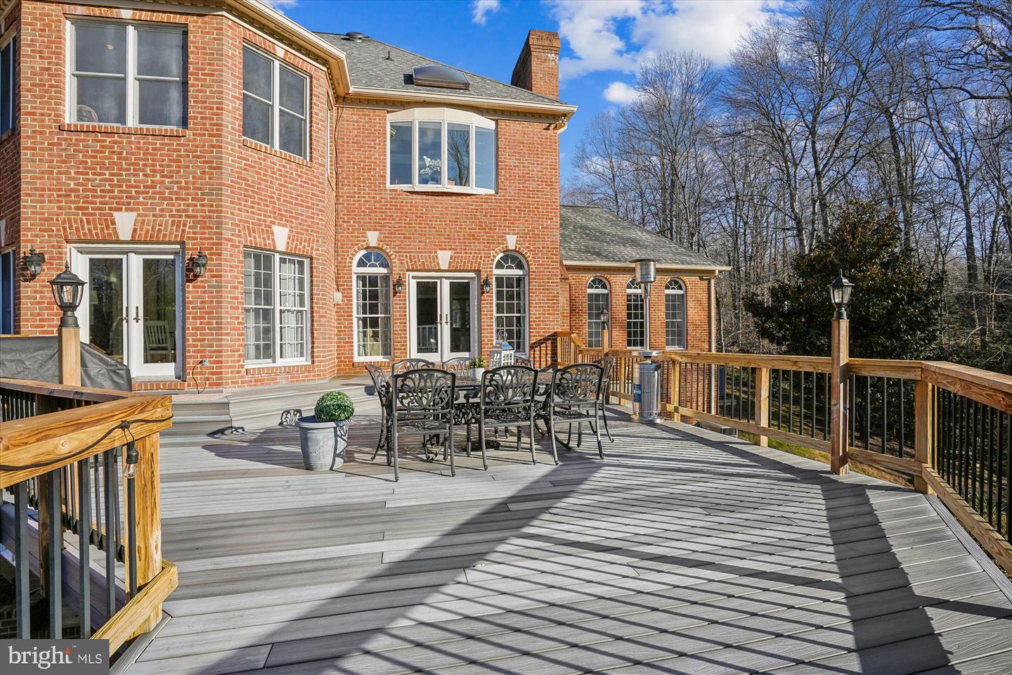 7480 DUNQUIN CT, CLIFTON, Virginia 20124, 4 Bedrooms Bedrooms, 21 Rooms Rooms,4 BathroomsBathrooms,Residential,For sale,7480 DUNQUIN CT,VAFX2283784 MLS # VAFX2283784