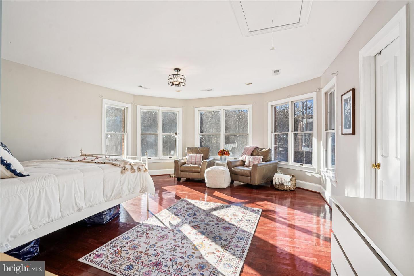 7480 DUNQUIN CT, CLIFTON, Virginia 20124, 4 Bedrooms Bedrooms, 21 Rooms Rooms,4 BathroomsBathrooms,Residential,For sale,7480 DUNQUIN CT,VAFX2283784 MLS # VAFX2283784