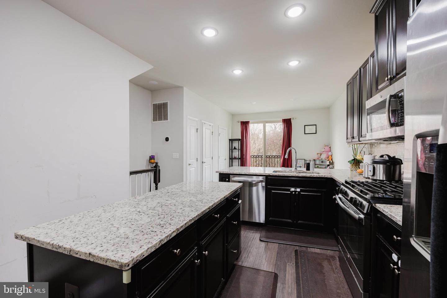 43831 STUBBLE CORNER SQ, ASHBURN, Virginia 20147, 3 Bedrooms Bedrooms, ,3 BathroomsBathrooms,Residential,For sale,43831 STUBBLE CORNER SQ,VALO2113236 MLS # VALO2113236