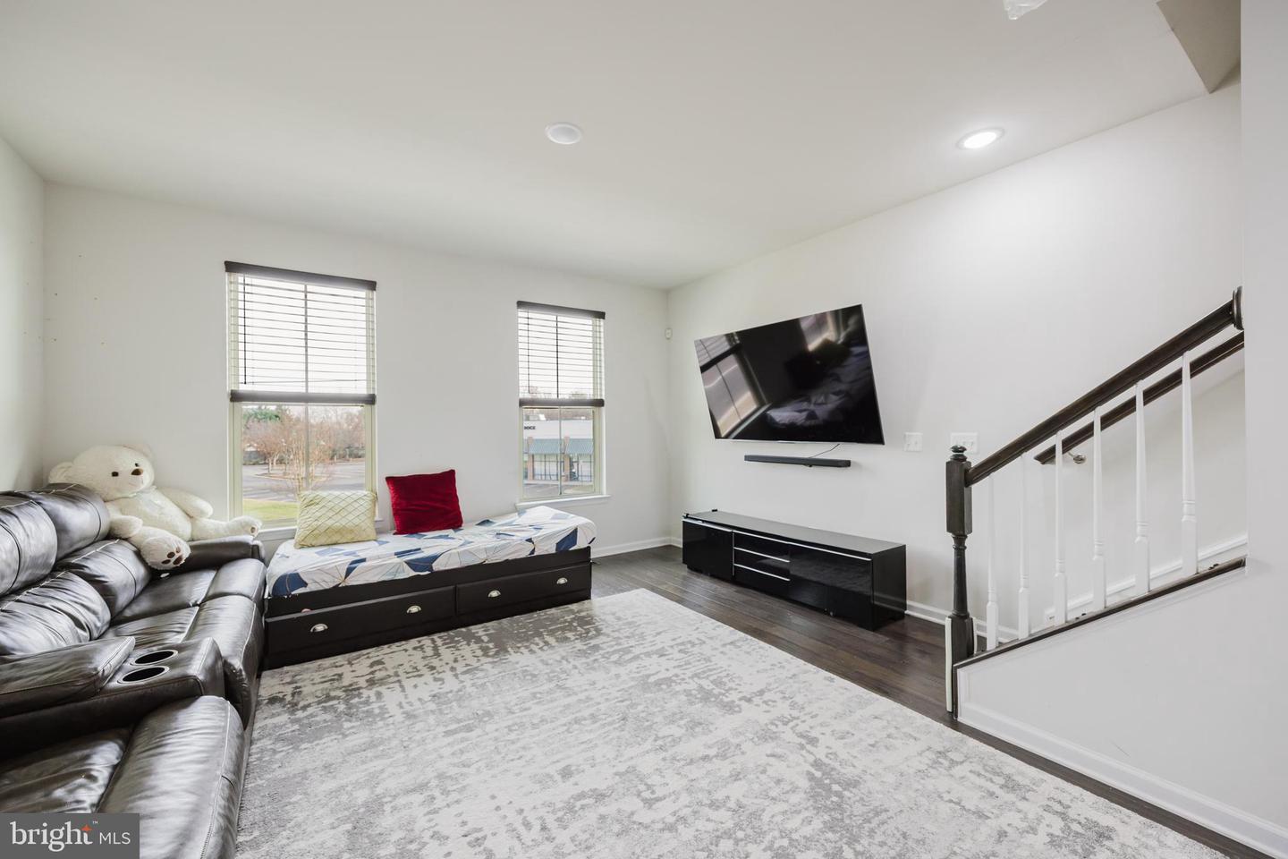 43831 STUBBLE CORNER SQ, ASHBURN, Virginia 20147, 3 Bedrooms Bedrooms, ,3 BathroomsBathrooms,Residential,For sale,43831 STUBBLE CORNER SQ,VALO2113236 MLS # VALO2113236