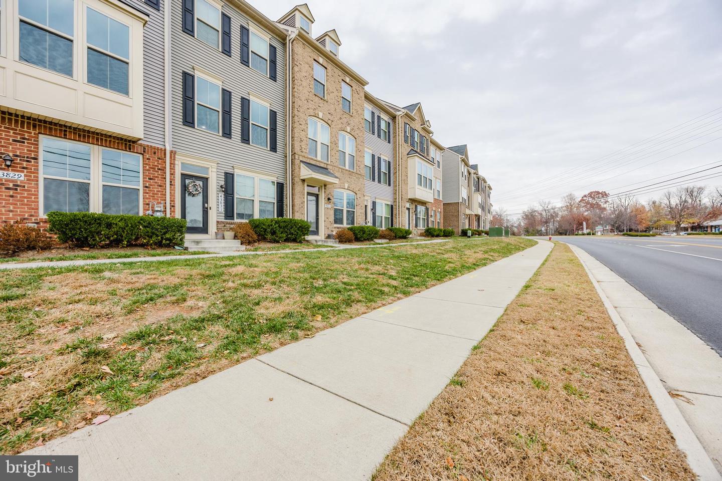 43831 STUBBLE CORNER SQ, ASHBURN, Virginia 20147, 3 Bedrooms Bedrooms, ,3 BathroomsBathrooms,Residential,For sale,43831 STUBBLE CORNER SQ,VALO2113236 MLS # VALO2113236