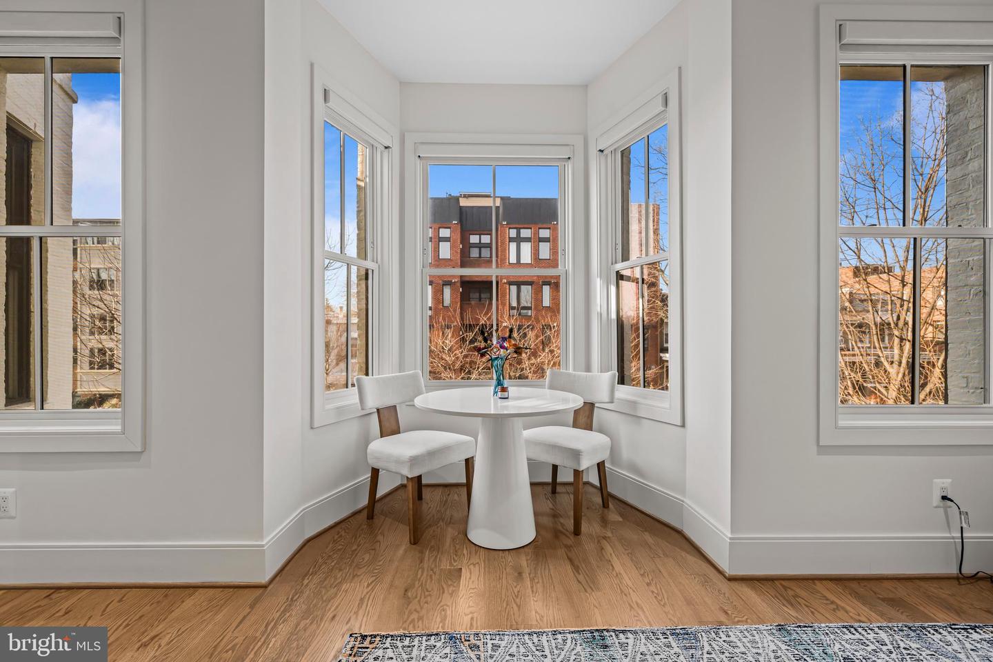 270 15TH ST SE #301, WASHINGTON, District Of Columbia 20003, 2 Bedrooms Bedrooms, ,2 BathroomsBathrooms,Residential,For sale,270 15TH ST SE #301,DCDC2239468 MLS # DCDC2239468