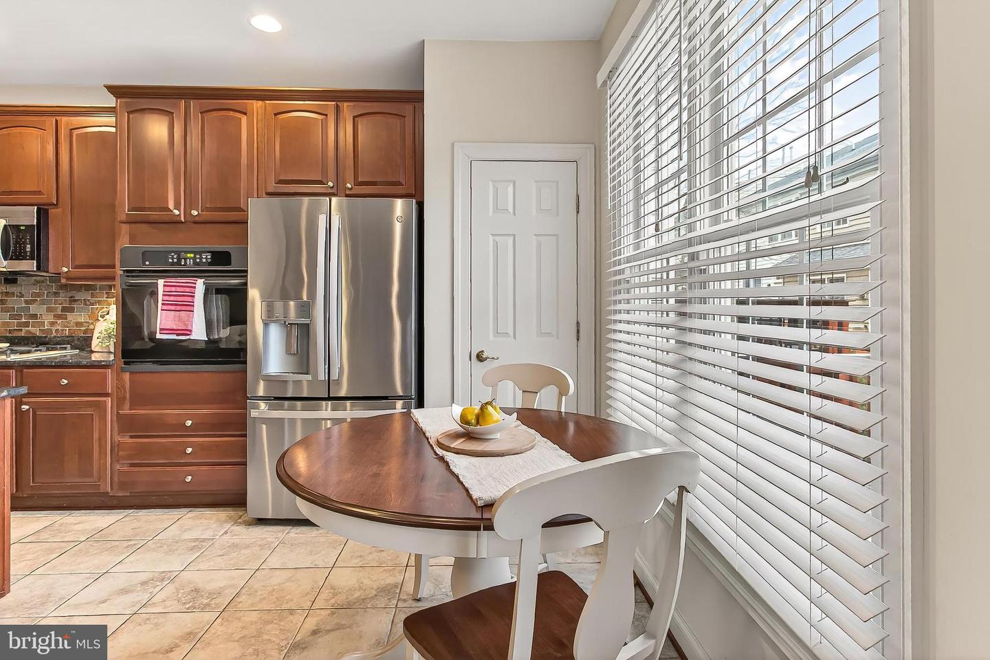 8378 OLD VICARAGE ST, LORTON, Virginia 22079, 3 Bedrooms Bedrooms, ,3 BathroomsBathrooms,Residential,For sale,8378 OLD VICARAGE ST,VAFX2283988 MLS # VAFX2283988