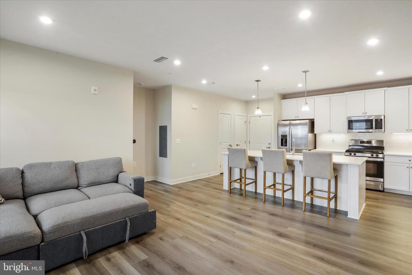 151 MCCORMICK #203, WINCHESTER, Virginia 22602, 2 Bedrooms Bedrooms, ,2 BathroomsBathrooms,Residential,For sale,151 MCCORMICK #203,VAFV2038694 MLS # VAFV2038694